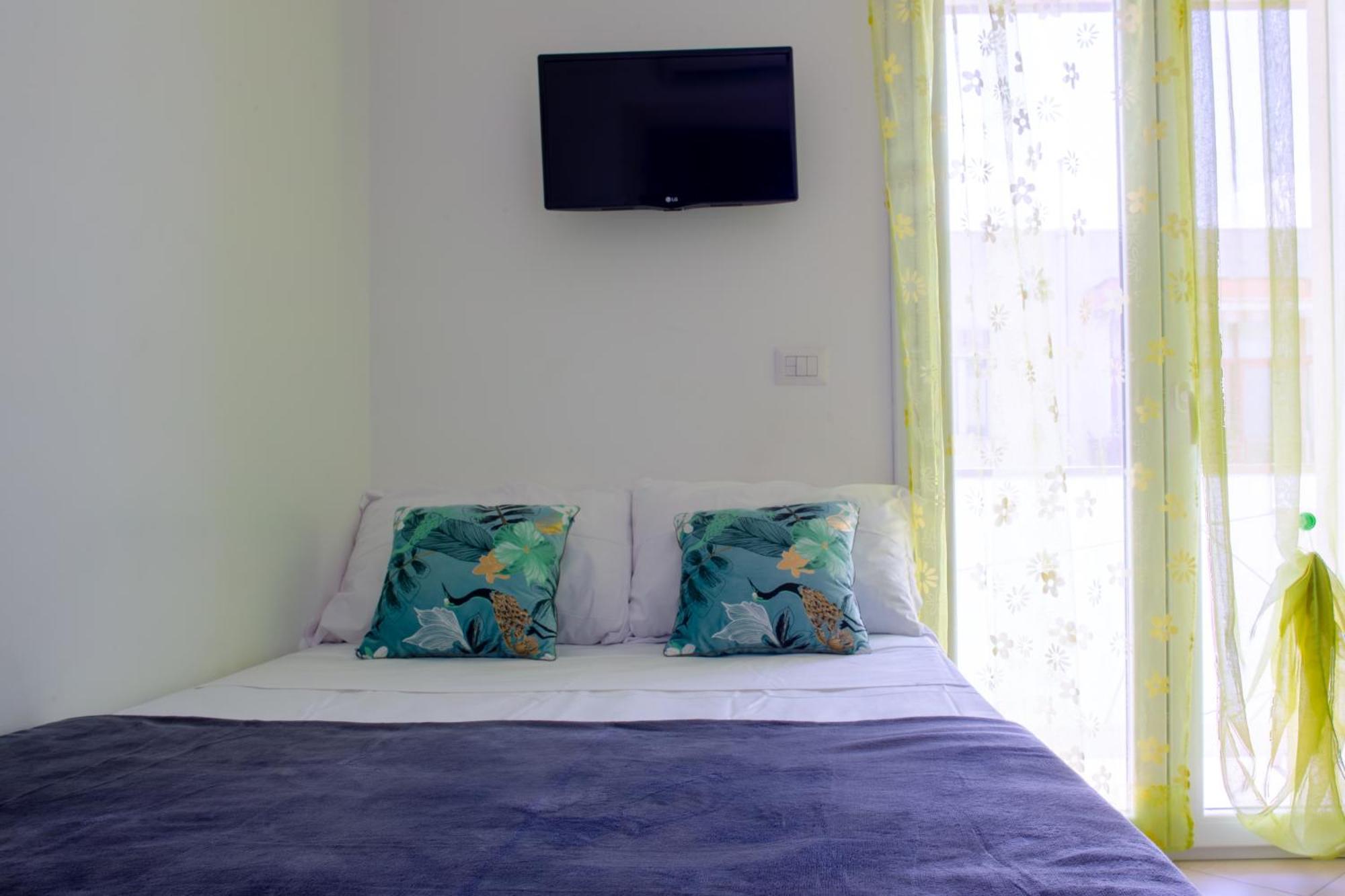 Sterlizia Rooms Gallipoli Esterno foto